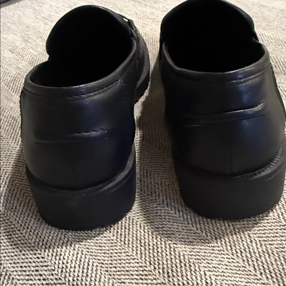 Sincerely Jules Womens Black Slip On Oxford Loafers Gold Detailing Size 7.5M - Picture 4 of 7